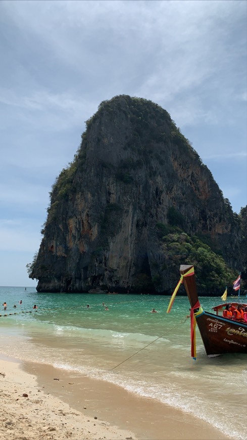 Place Phra Nang Beach