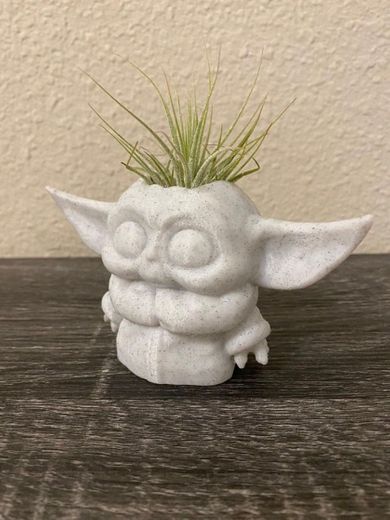 Baby yoda plant pot 