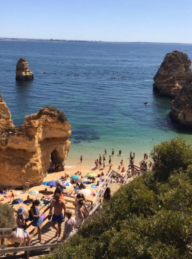 Place Praia do Camilo