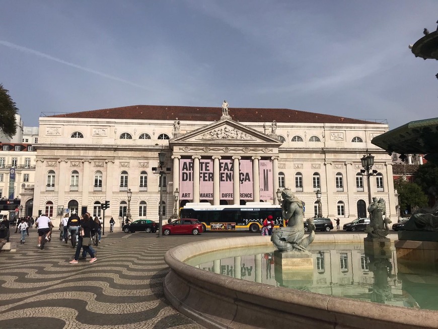 Place Teatro Nacional Doña María II