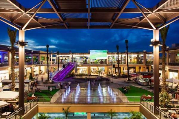 Lugar Centro comercial Zenia Boulevard