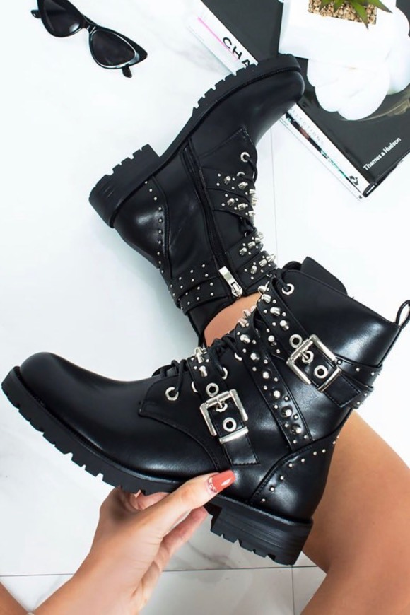 Moda Botas militar com tachas 