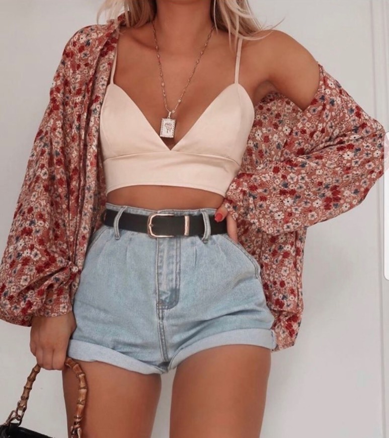 Social Mom Shorts 
