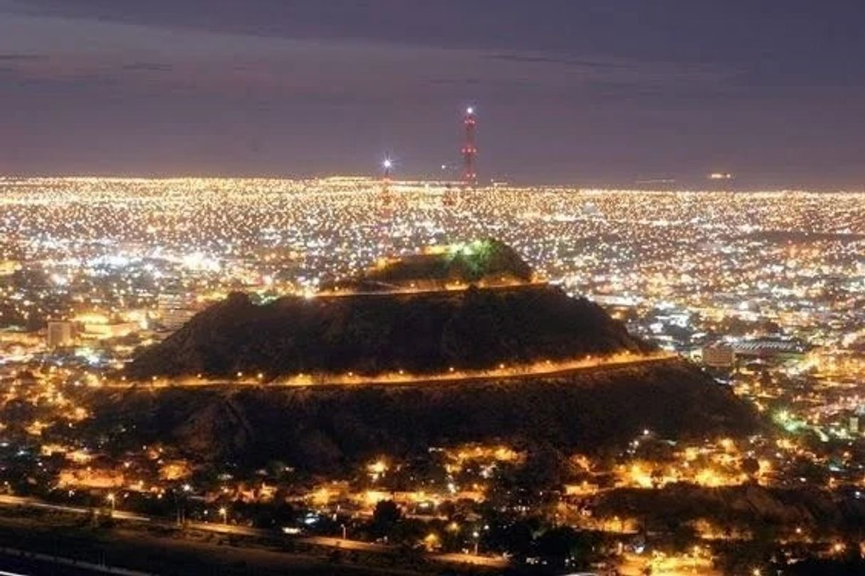 Lugar Cerro de la Campana