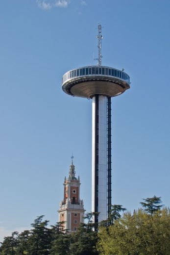 Faro de Moncloa