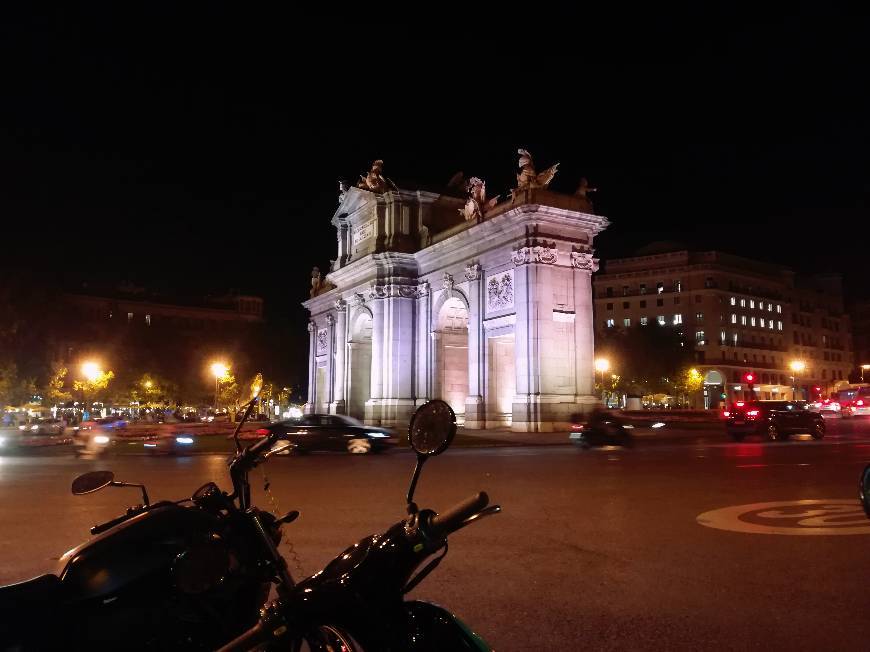 Lugar Puerta de Alcalá