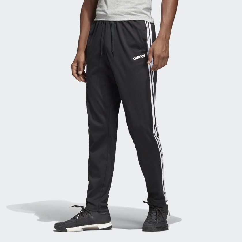 Social adidas Essentials 3-Streifen Tapered Hose