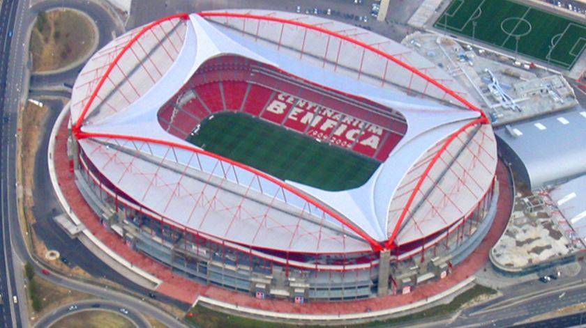 Moda " Stadium Sport Lisboa e Benfica" 