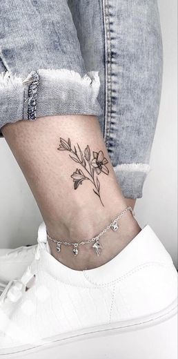 Moda Flower tattoo