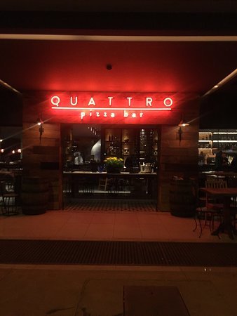 Restaurantes Quattro Pizza Bar