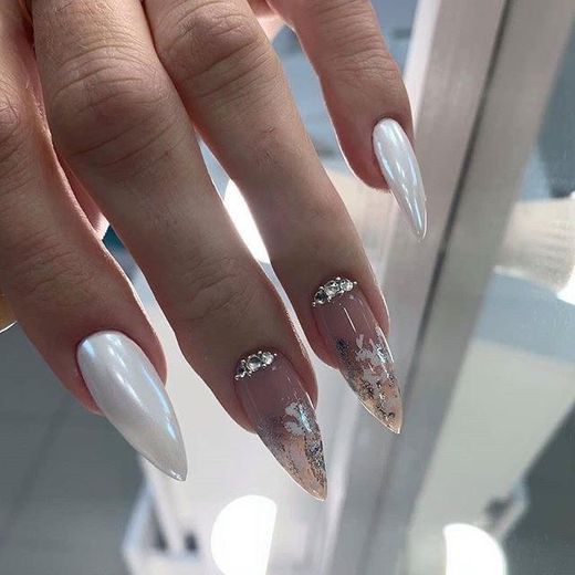 nails 