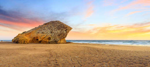 Playa de los Genoveses