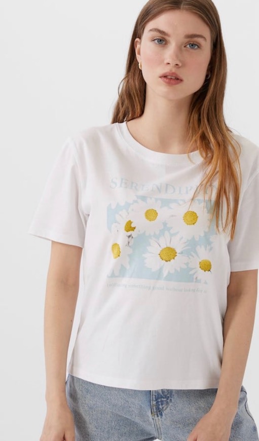 Social Camiseta blanca con flores