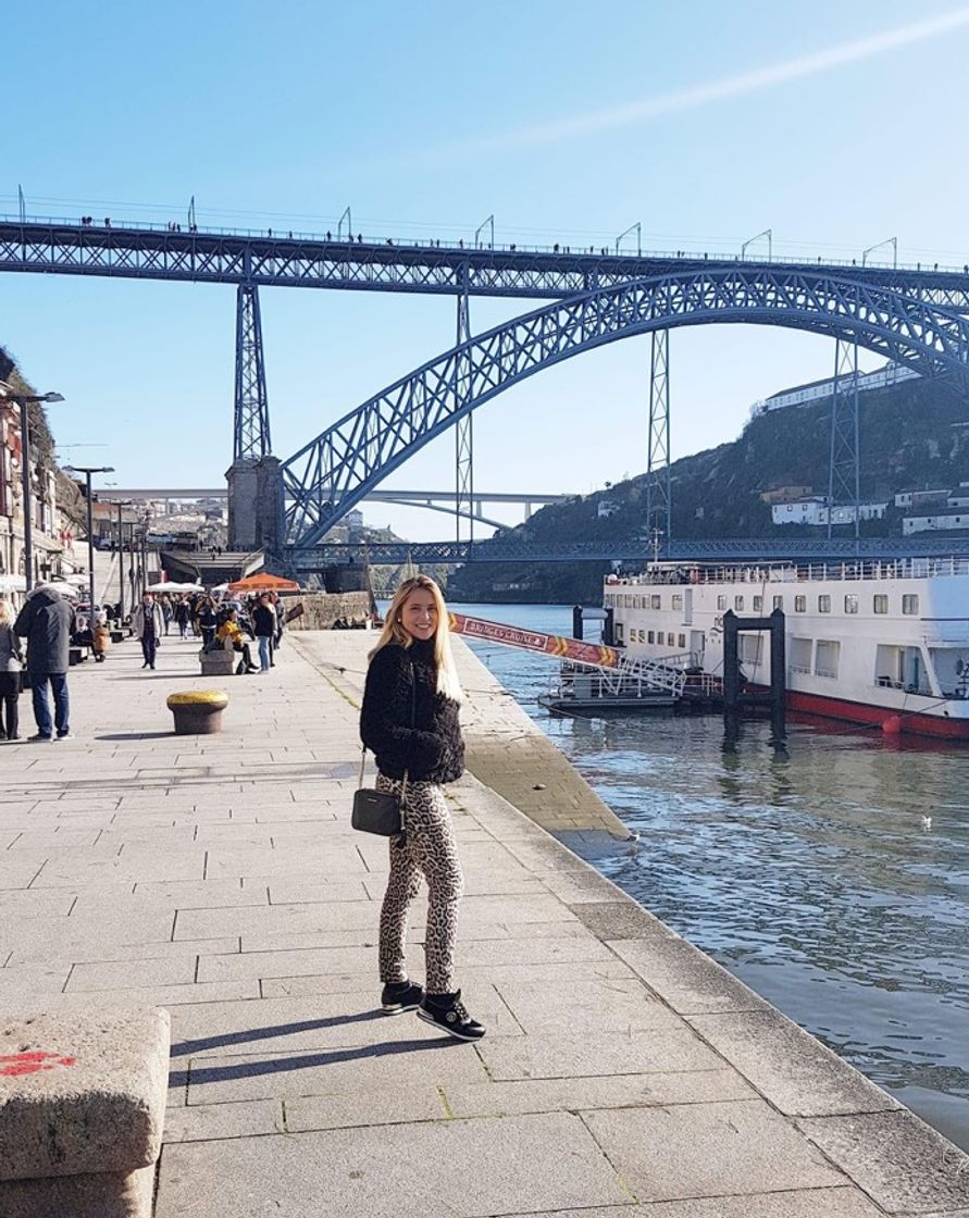 Place Ribeira do Porto