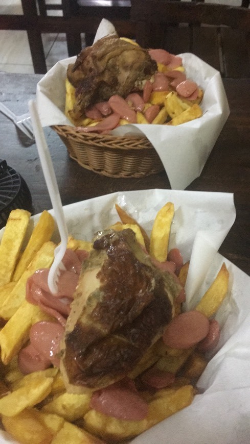 Restaurants Barbaros Pollos y Salchipapas