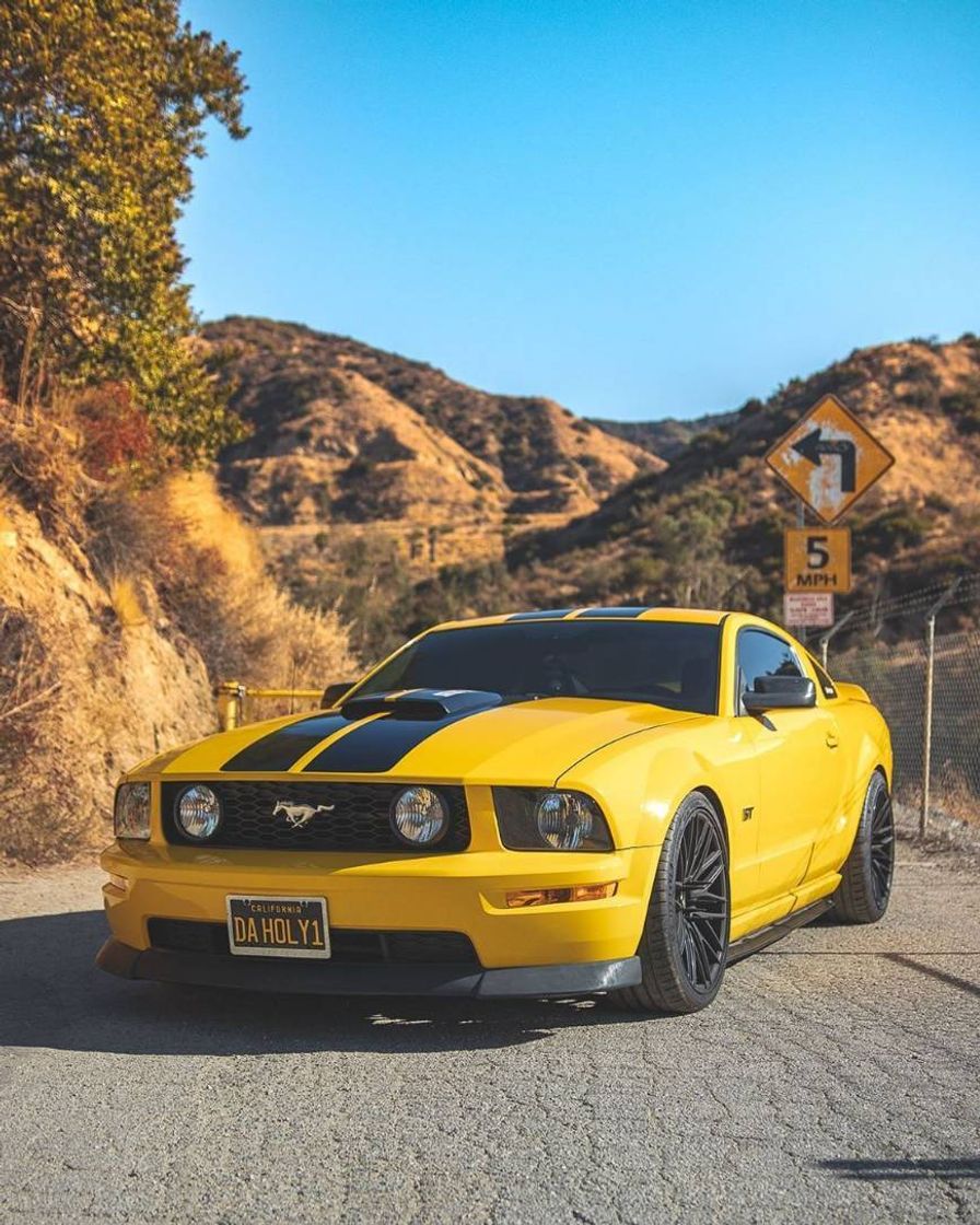 Moda Ford Mustang GT Premium S197