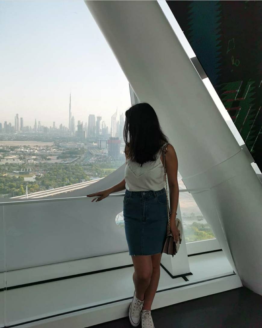 Place Dubai Frame