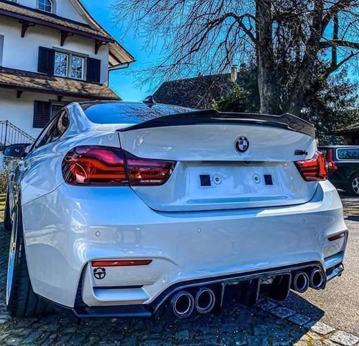 Moda Bmw M4