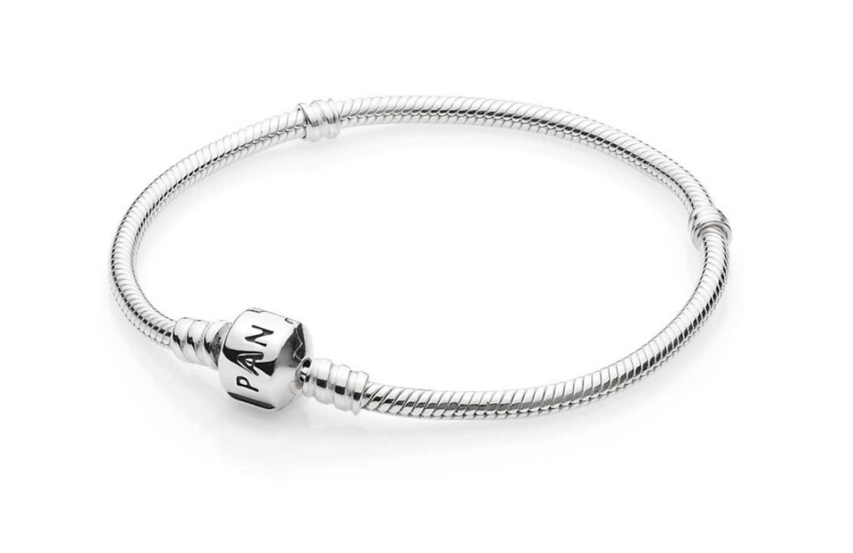 Moda Pulsera Moments Pandora en plata de ley para charms