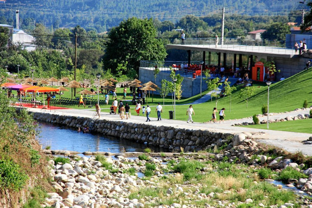 Lugar Praia fluvial da Arxada