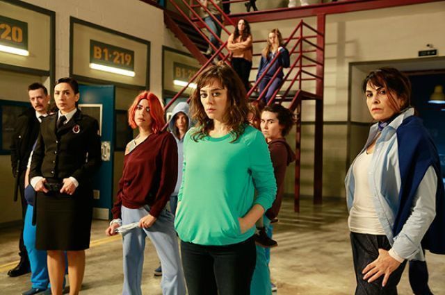 Serie Avlu: El patio