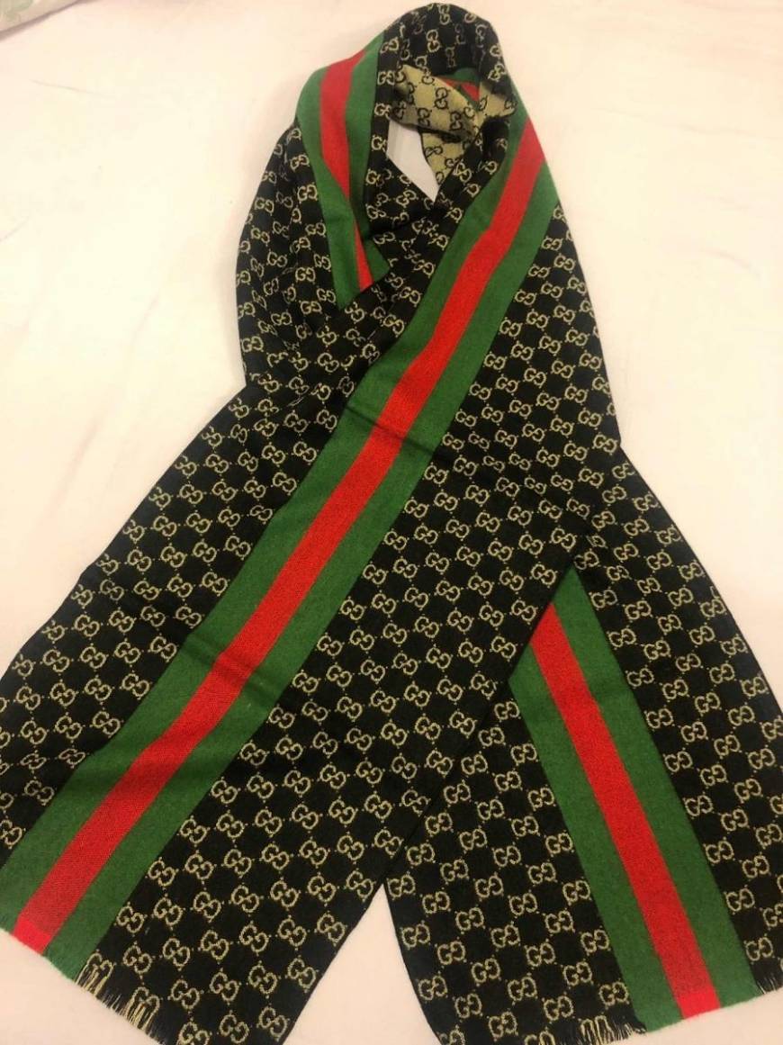 Social 
Cachecol Gucci Super Novo Quentinho