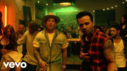 Luis Fonsi - Despacito ft. Daddy Yankee

