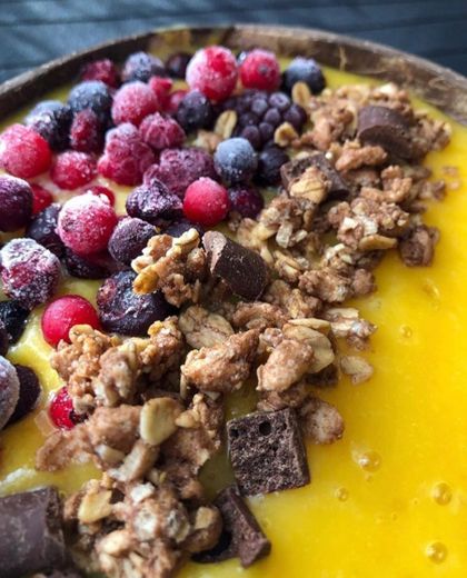 Mango smoothie bowl 🥭