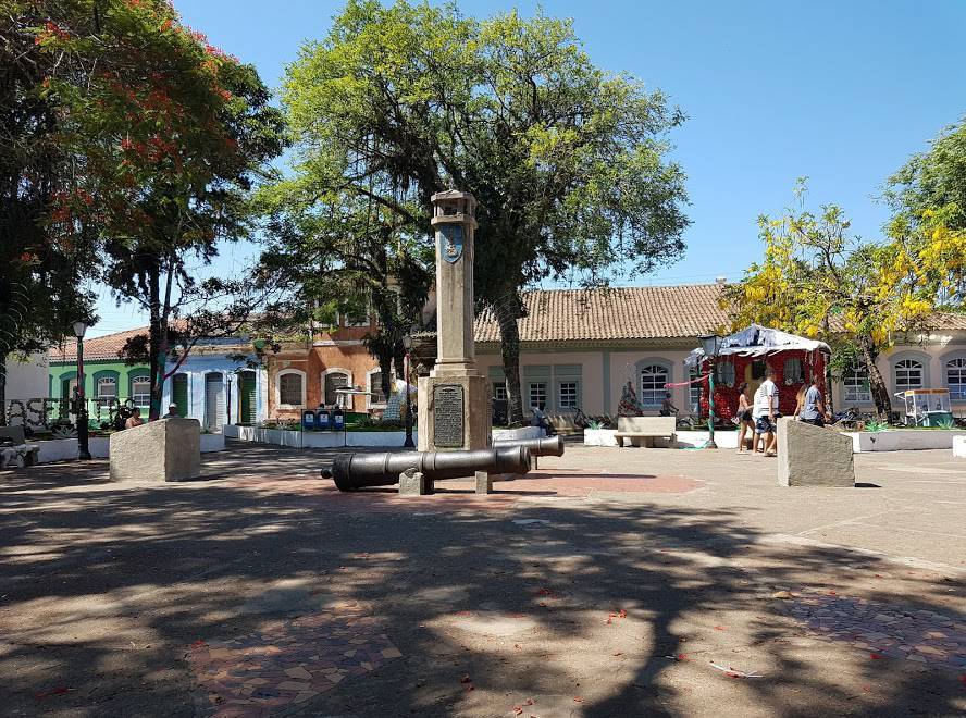 Place Praça Martim Afonso de Souza