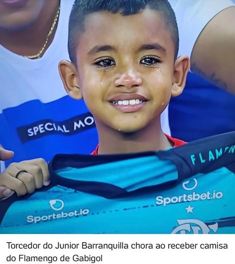 Nunca será só futebol ! 