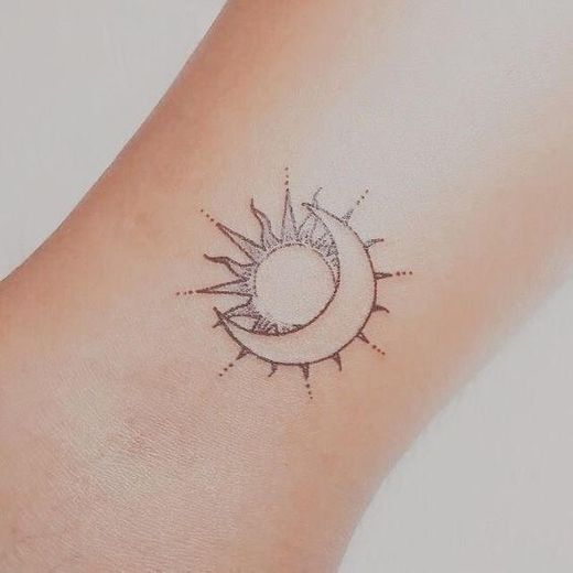 Sun and moon 🌙🌞