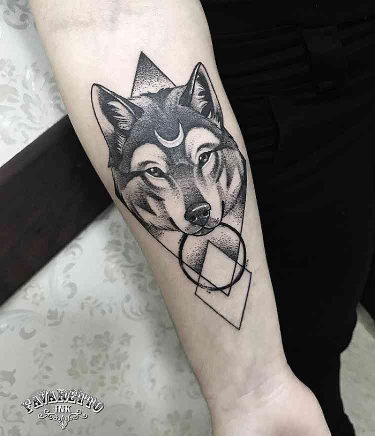 Place Tatuagem de lobo