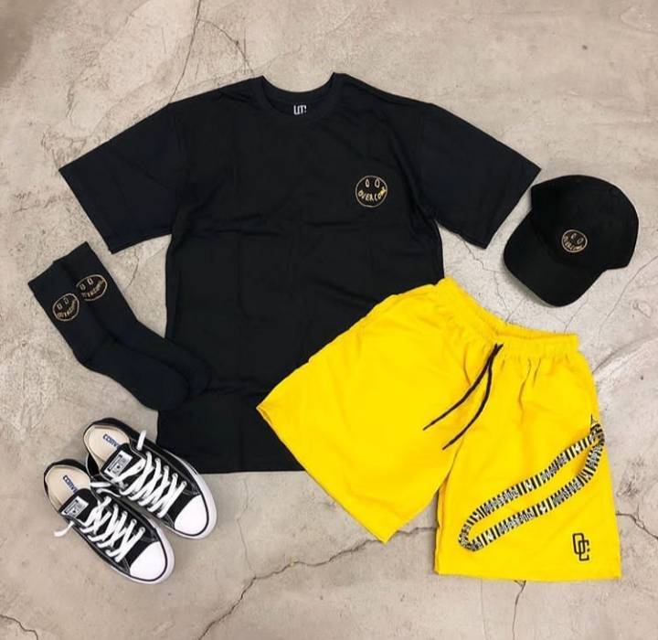 Fashion Preto com amarelo bem básico. 🖤💛