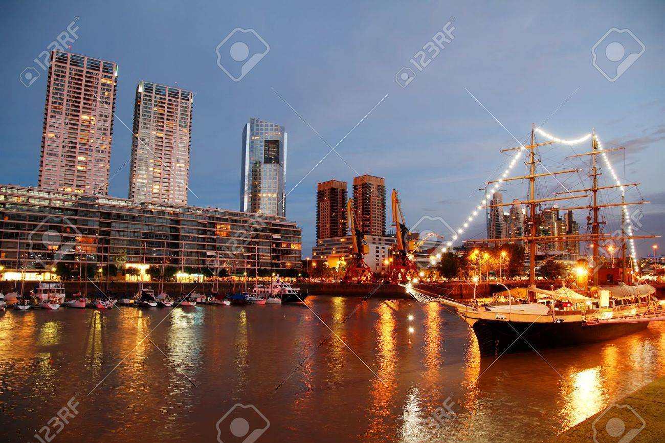 Place Puerto Madero