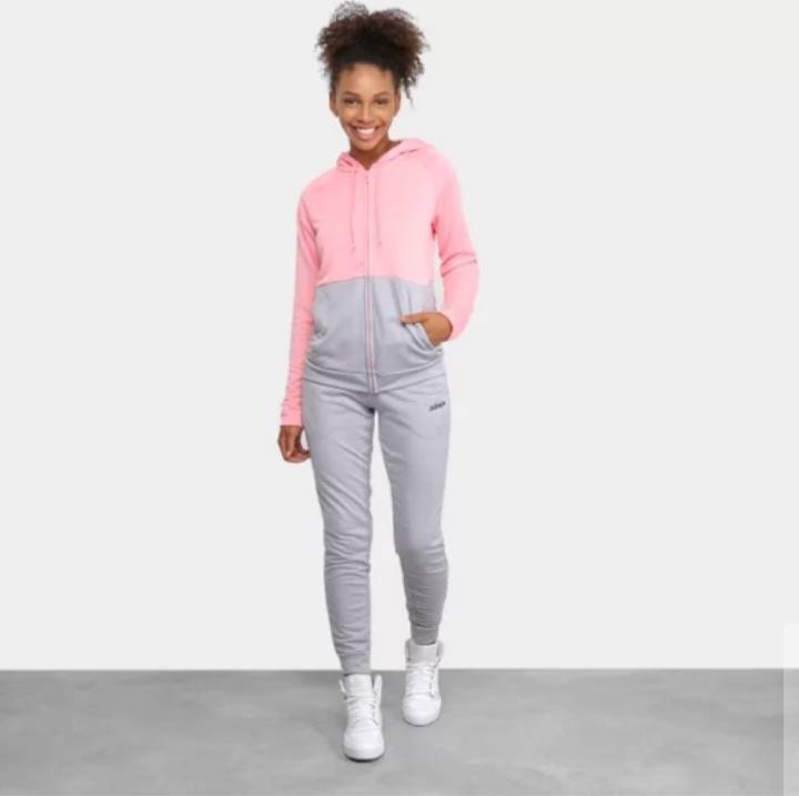 Social Adidas