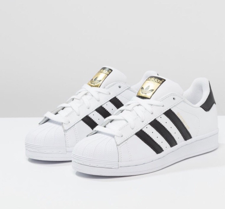 Moda Originals Sneakers & Clothing| adidas US