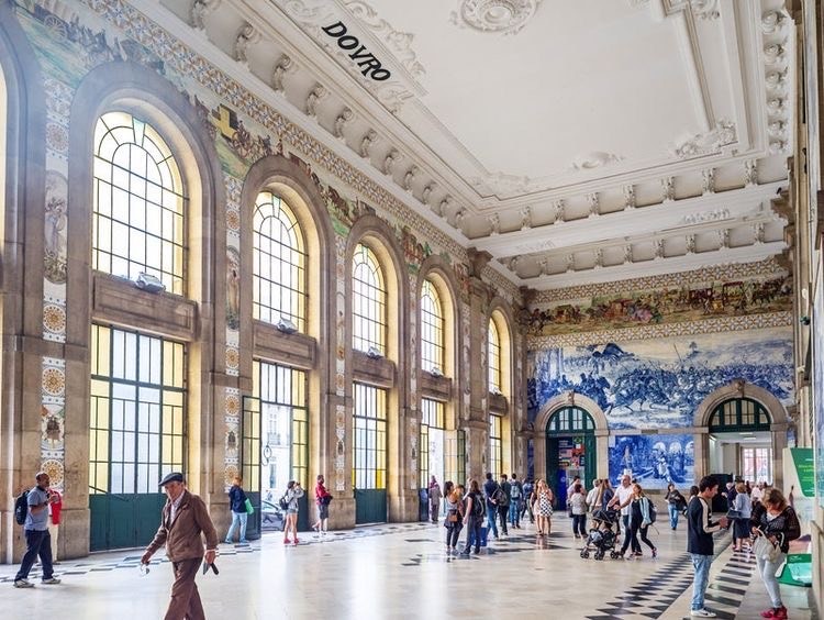 Places Estação São Bento 🚉 PORTO📍