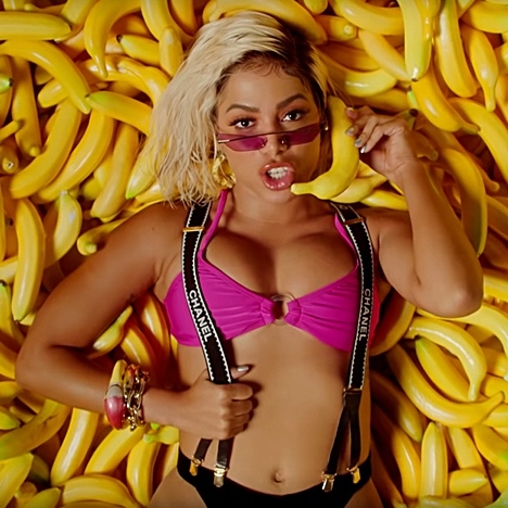 Fashion Anitta With Becky G - Banana (Official Music Video) - YouTube