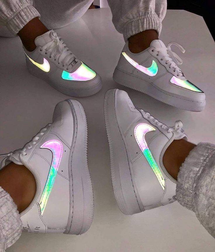 Fashion Tênis nike brinha no escuro💖 