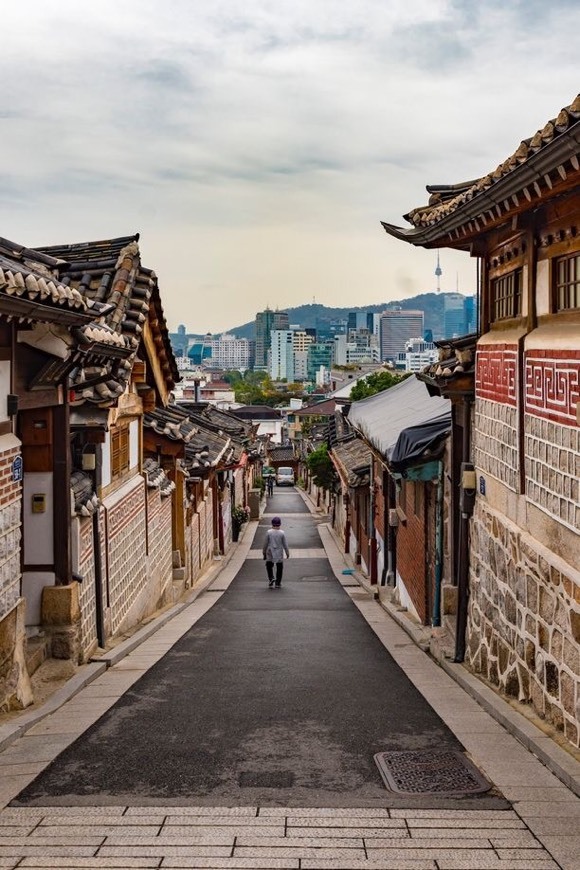 Place Bukchon Hanok Village