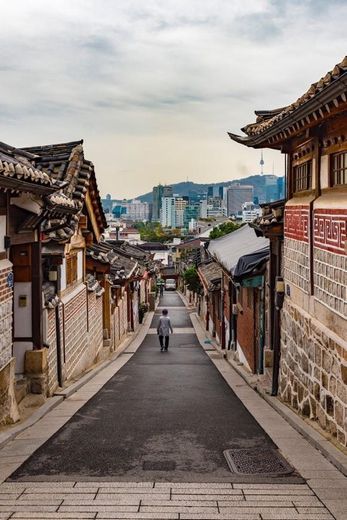 Bukchon Hanok Village