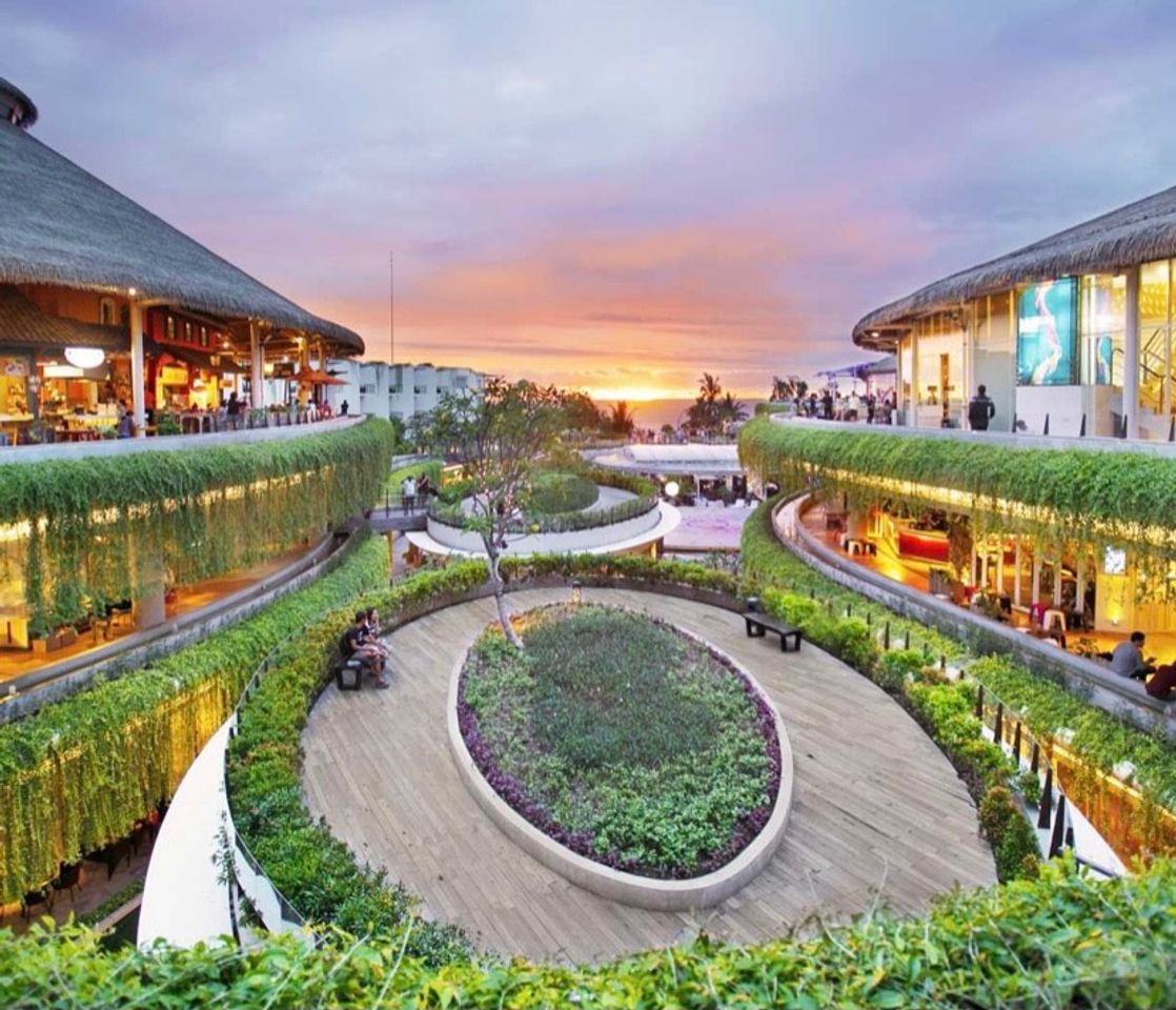 Lugar Beachwalk Shopping Center