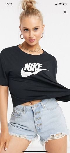 Camiseta Nike crop
