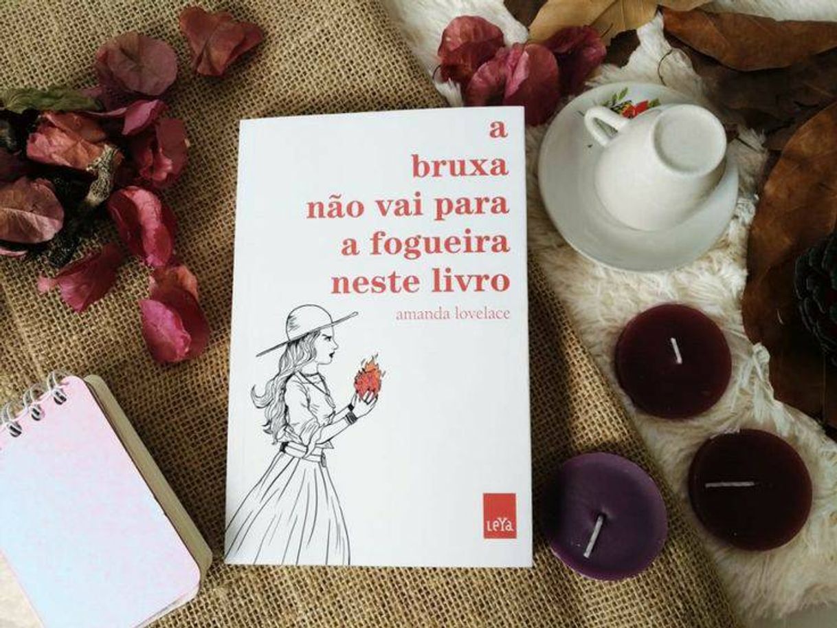 Fashion A bruxa não vai para a fogueira neste livro.