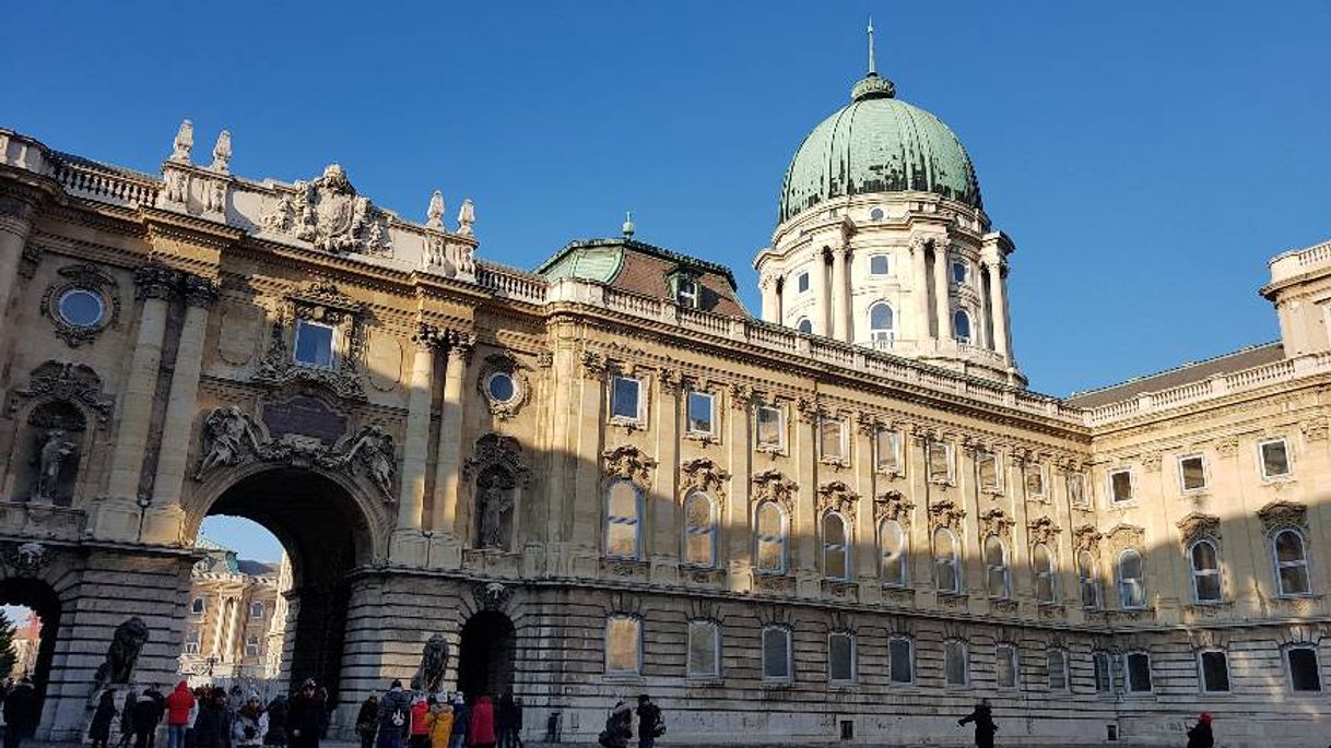 Restaurants Buda Castle