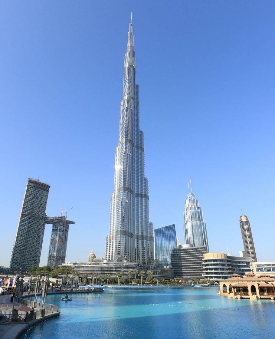 Place Burj Khalifa tower