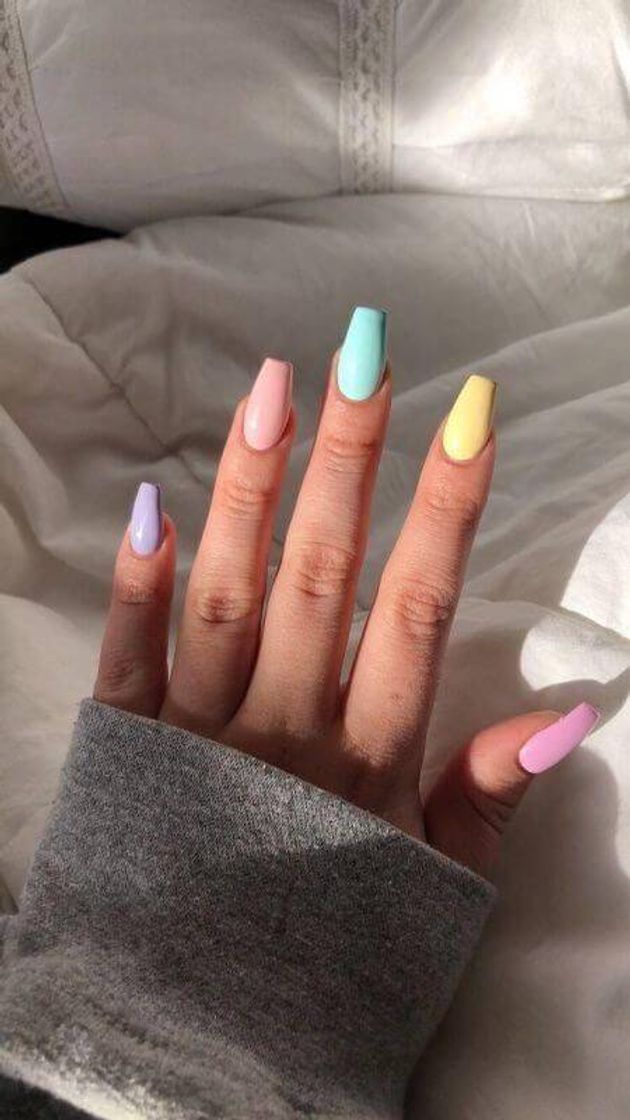 Moda Unhas coloridas 