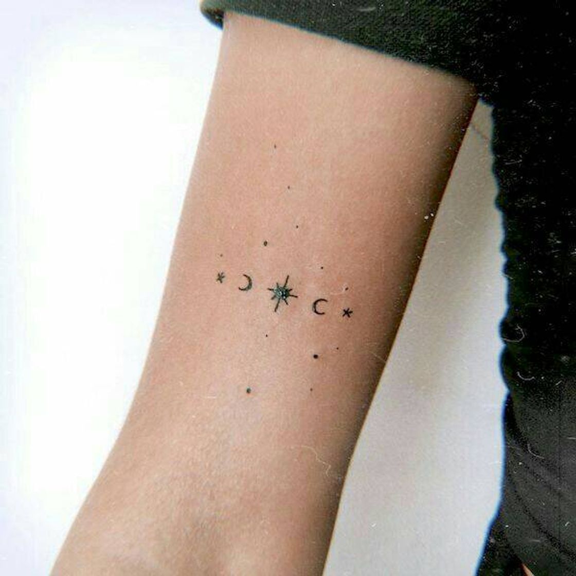 Moda Tatuagem minimalista 