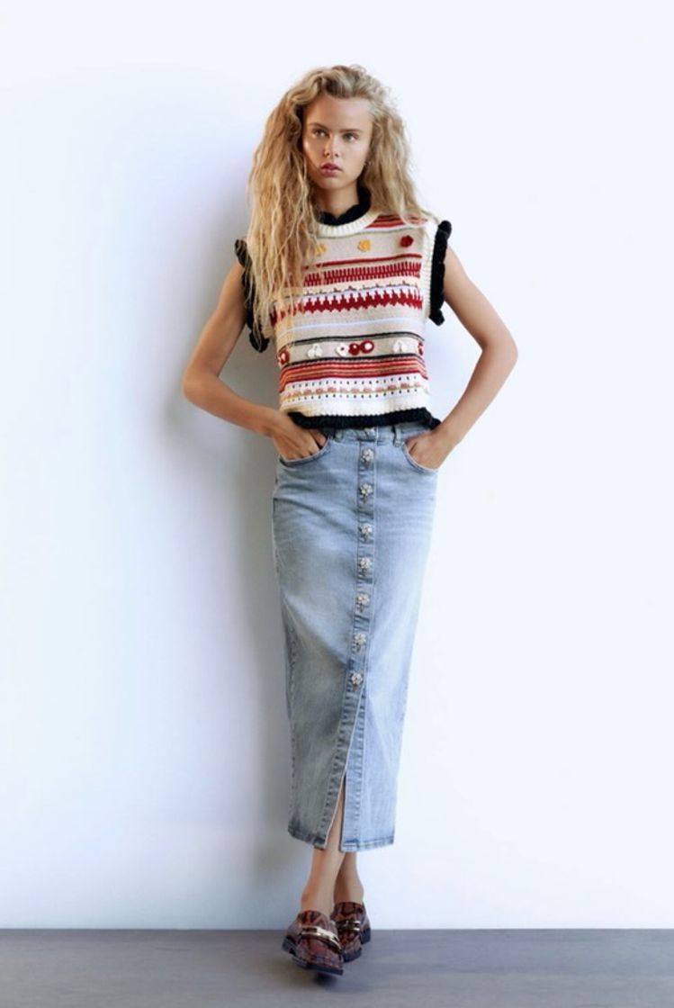 Social CHALECO PUNTO ESTRUCTURA | ZARA España