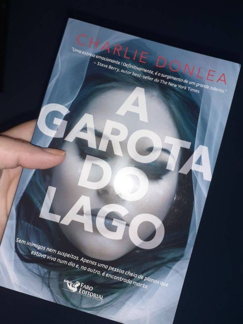 Book A garota do lago